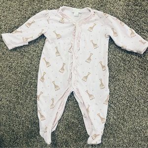 Kissy kissy Sophie footie